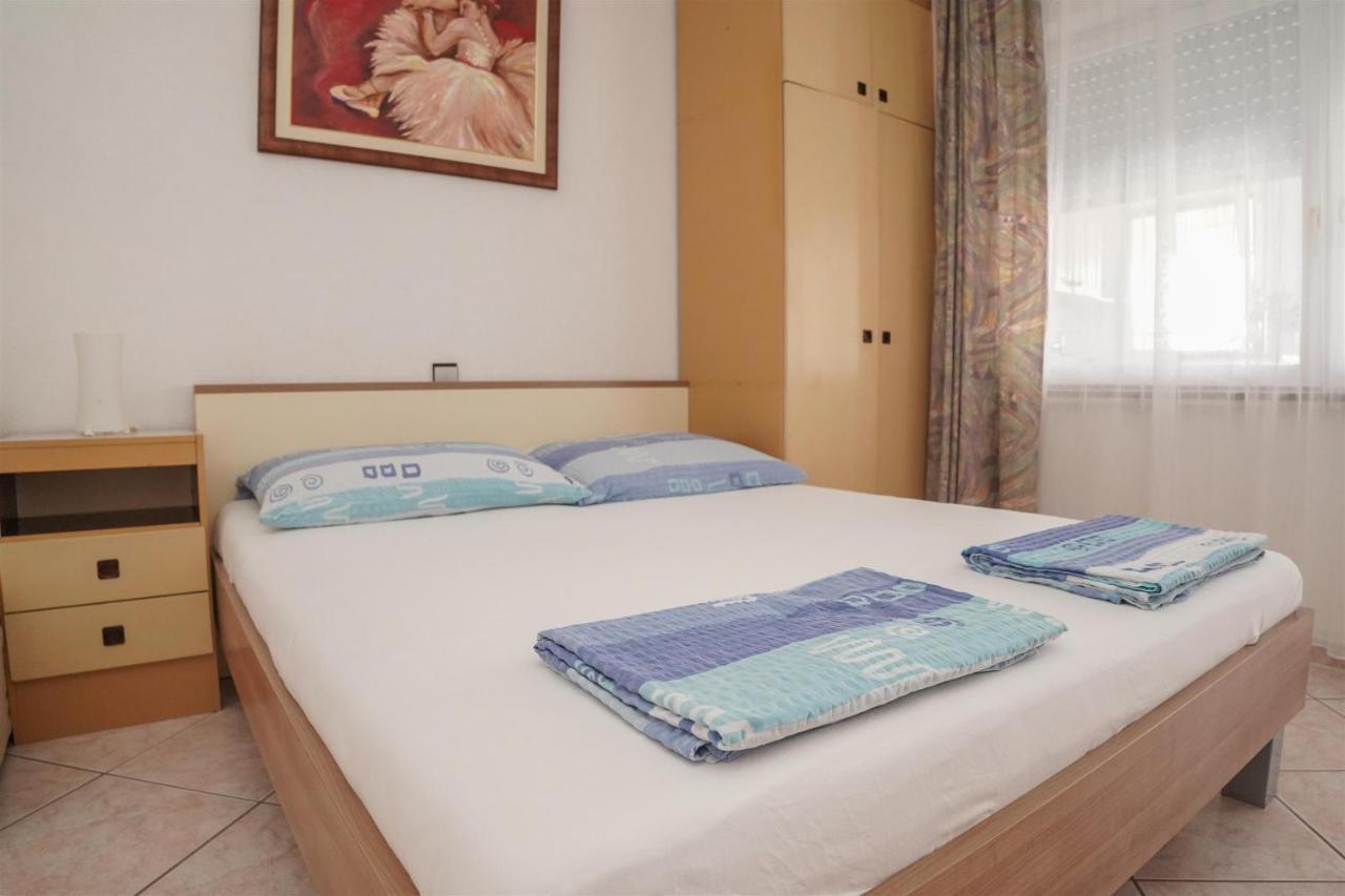 Apartments Mare Trogir Kamer foto